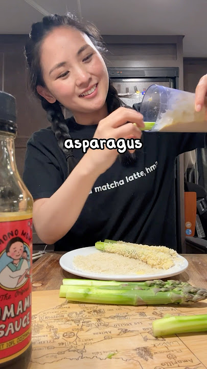 This is How Japanese Mom Eats Asparagus