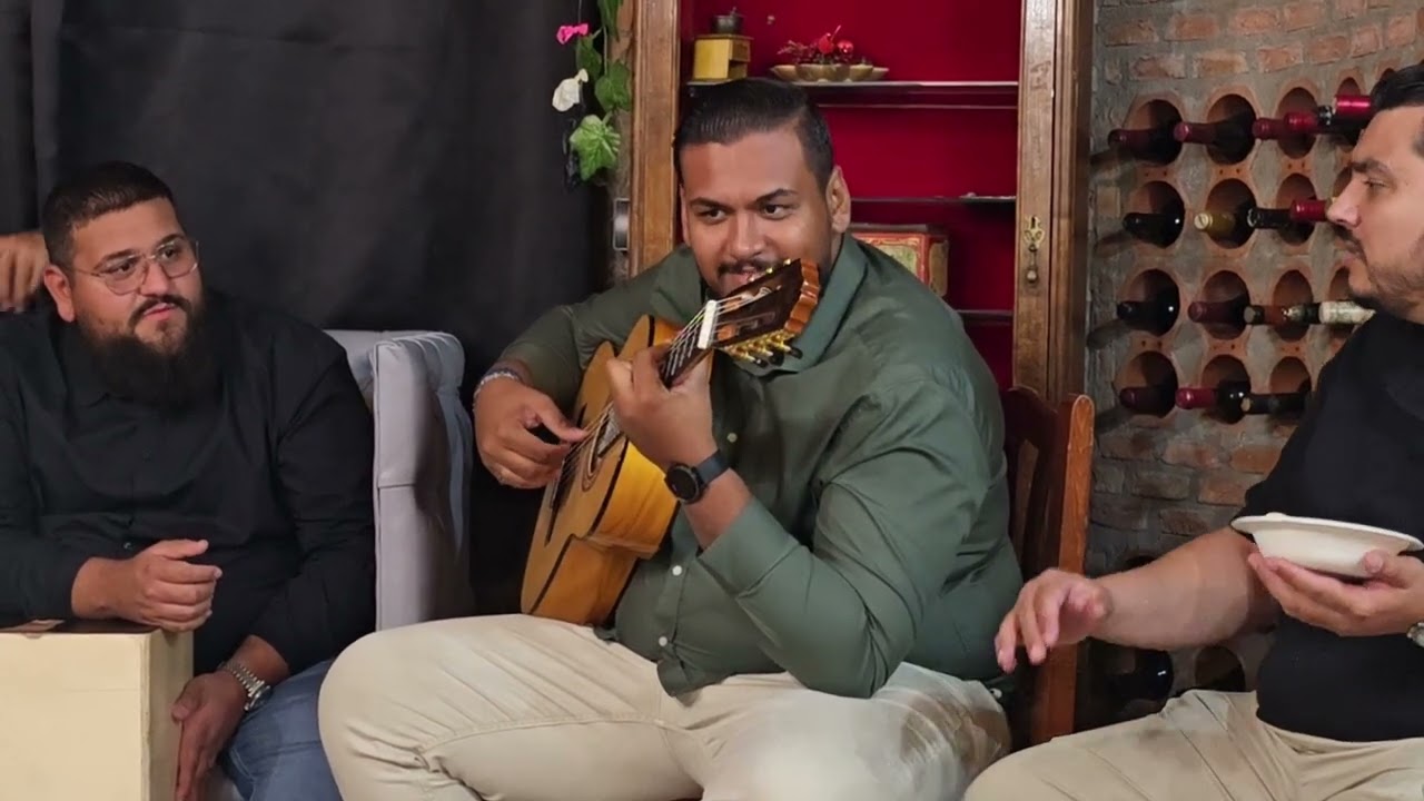CASA DEL PASTOR GENE, CON LOS HERMANOS DEL CORO, DE LA ZONA DE CATALUÑA
