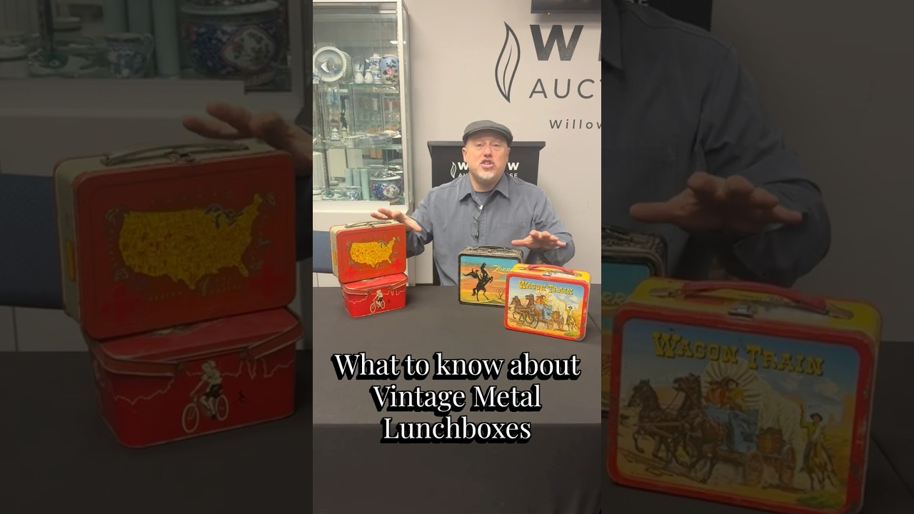 Collecting Metal Lunchboxes and Nostalgia - YouTube