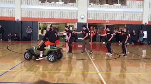 2017 MHS Seniors lip sync