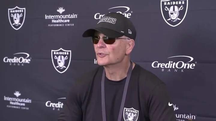 Las Vegas Raiders interim defensive coordinator Ro...