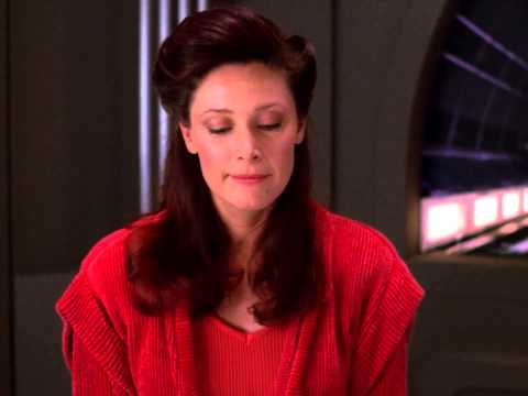 Star Trek TNG: Captain Picard flute and piano duet