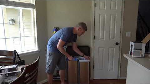 Simplehuman Voice & Motion Sensor Recycler & Trash Can Review