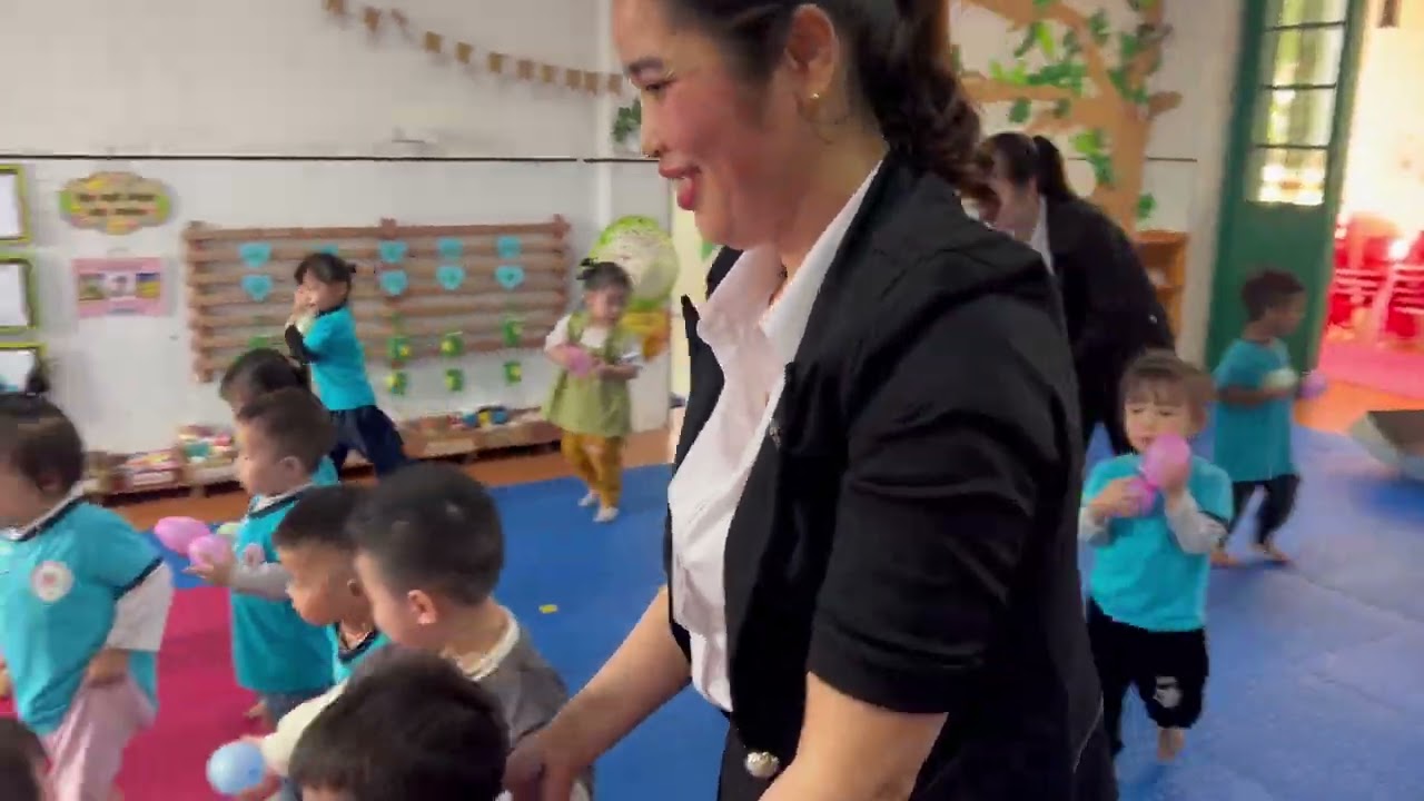 Hoạt động chiều: trò chơi chuyển bóng - nhà trẻ 24-36 tháng