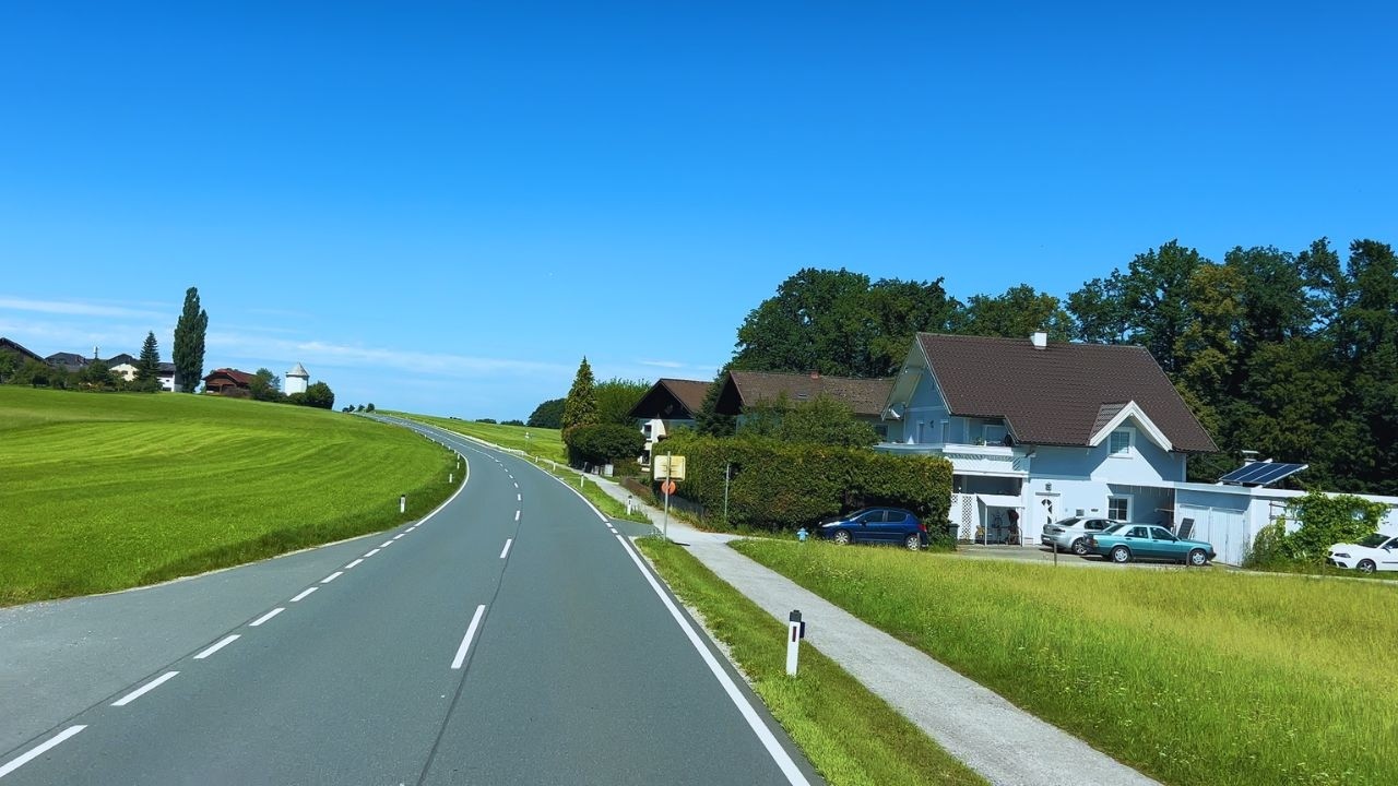 Summer Scenic Drive in Austria 🇦🇹 | Bierbaum to Irlach (4K)