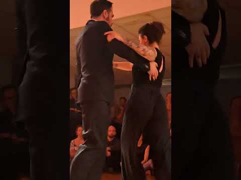 TANGO IN PARIS 🇫🇷 Claudia Cavagnini @ Milonga El Garrón Paris