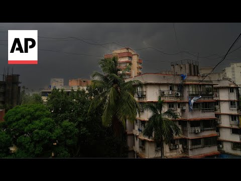Billboard collapse leaves 3 dead, 59 injured in Mumbai, India