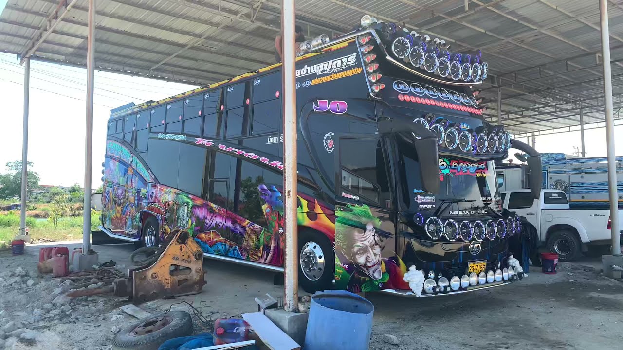 ไฟเธคเยอะมากก!! บุกอู่ชมรถบัส โจบางบ่อ เดินชมรอบคันภายนอกภายใน แบบจัดเต็ม แสงสีเสียงครบวงจร(BUSTHAI)