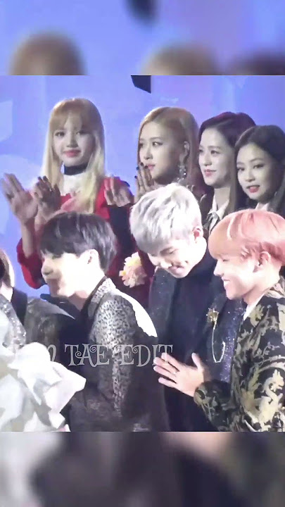 BLACKPINK and TWICE giving respect to BTS😍 when they got award🥰💜#bts #blackpink #shorts
