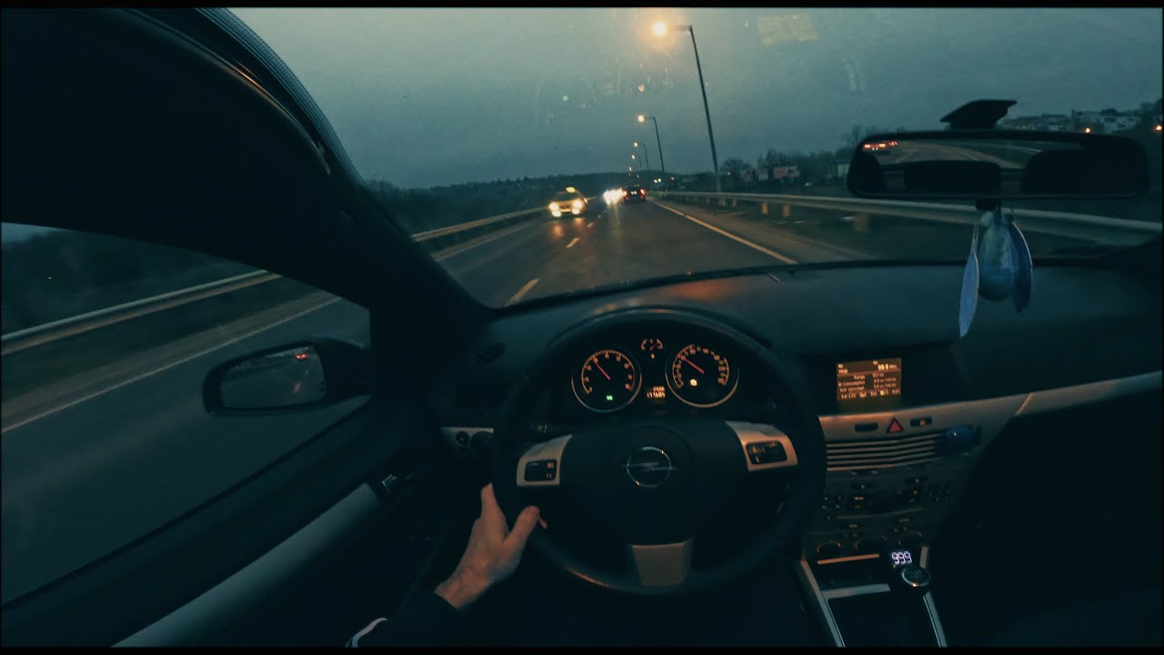 Explore factories alone | Opel Astra H GTC panoramic POV drive in Budapest at dusk