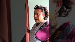 Quieren bajar de peso a la fuerza (Ramona toma fibra para bajar de peso) 