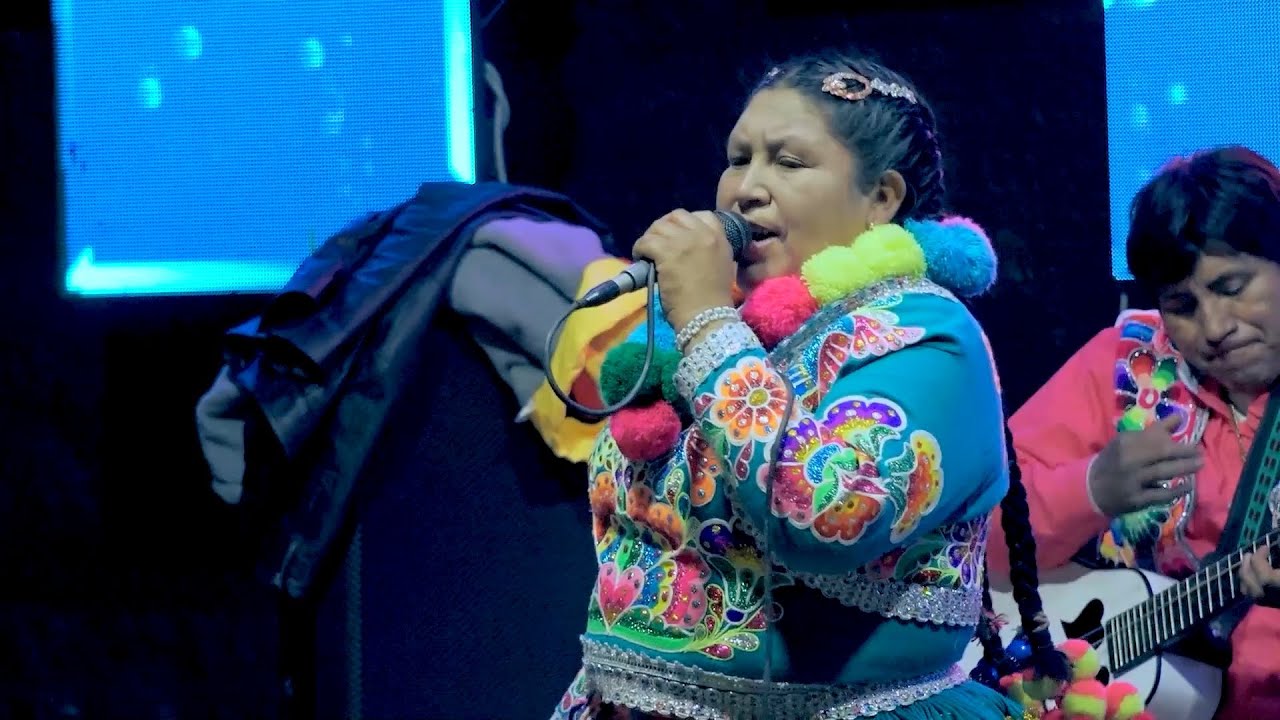 Sirenita de Coporaque  ▶ EN ESPINAR 