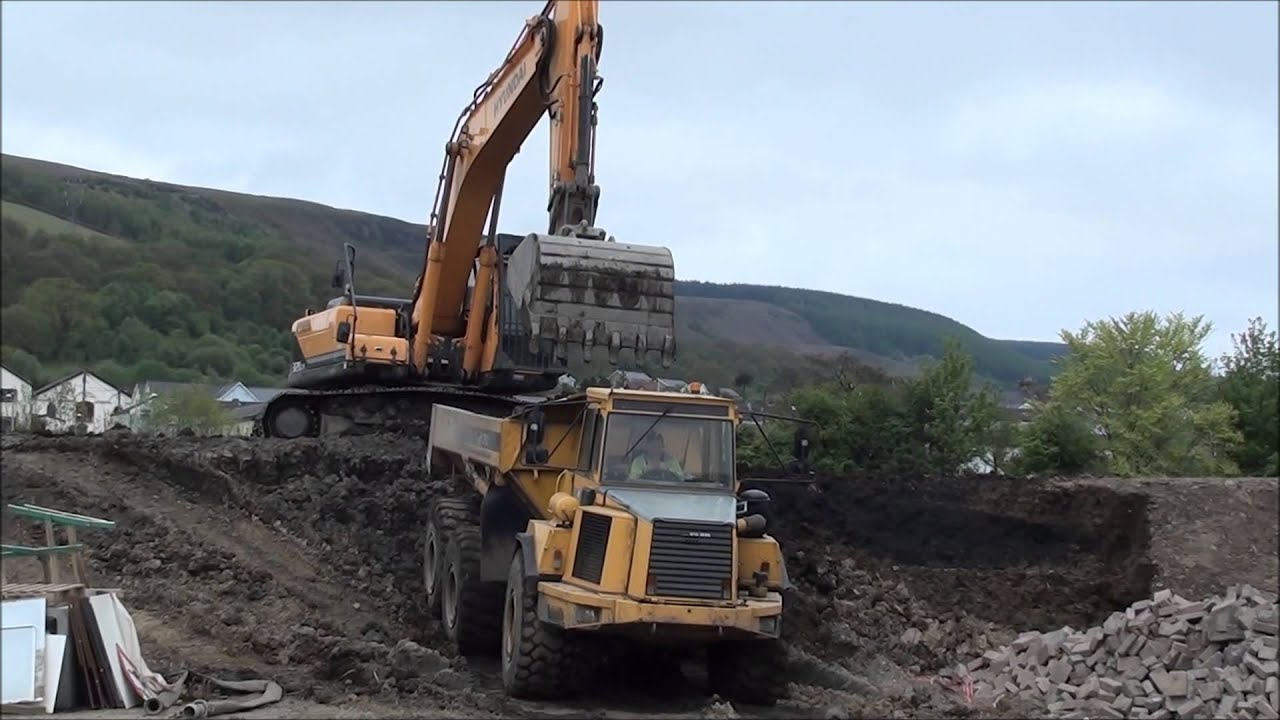 Экскаватор hyundai 320