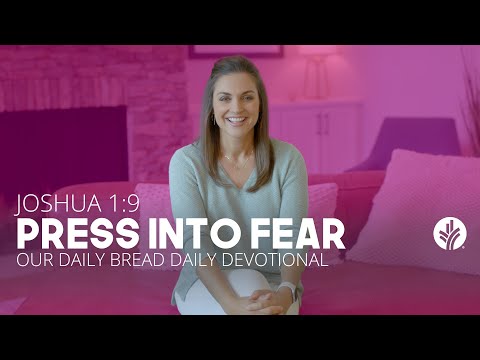 Praying For Courage In The Face Of Fear (Joshua 1:9) 1 YouTube video thumbnail