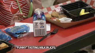 JCPS pulls fresh milk from all school cafeterias after students complained it 'tasted funny'