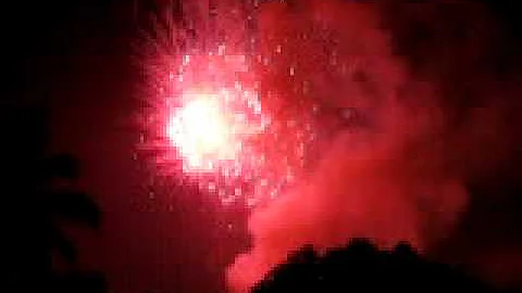 FUEGOS ARTIFICIALES 4 DE JULIO 2010 023.AVI