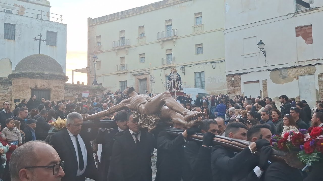 Traslado de los titulares de la Cofradía del Perdón y Ntra. Señora del Rosario Doloroso.