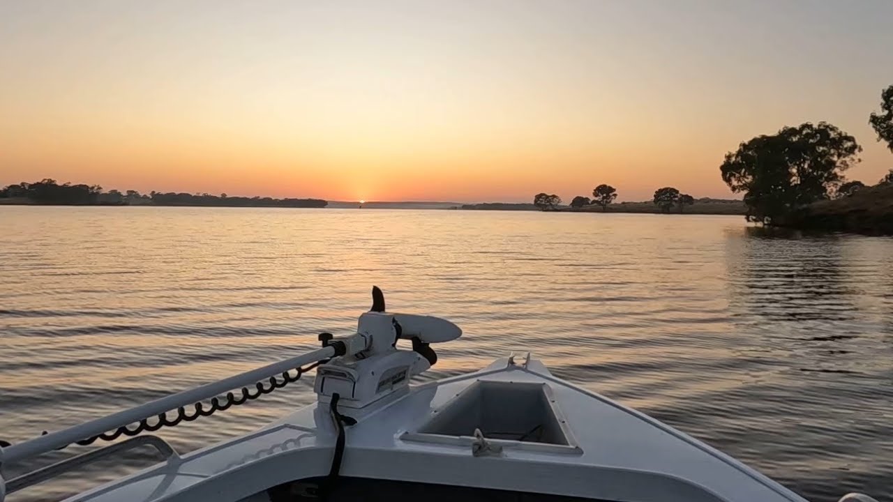Early morning Redfin Fishing at Lake Eppalock YouTube