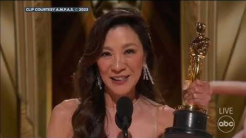 Michelle Yeoh wins 2023 Oscar for Best Actress In a Leading Role - full speech - 天天要聞