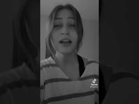 Sıla Şahin -