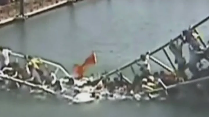 Shocking footage of a packed bridge collapsing in China