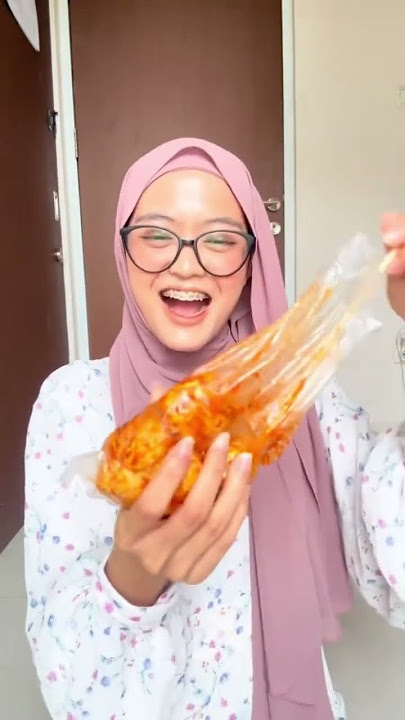 Kecintaan basreng   es cekek 🤭😅