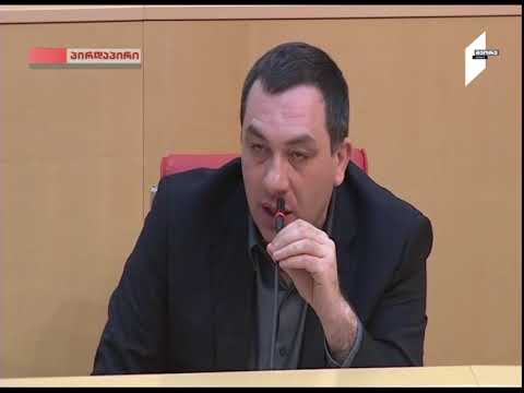 მე ვფიქრობ, რომ დღევანდელი სამხედრო სისტემა არის შეურაცხმყოფელი საზოგადოებისთვის