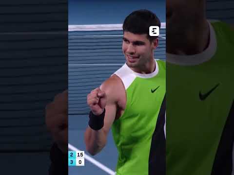 😱 La volée venue d’ailleurs signée Carlos Alcaraz #australianopen2026
