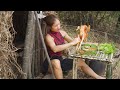 Julia Makes Super SPICY Grilled Big Rooster | BUSHCRAFT BUILD & COOK ALONE GIRL