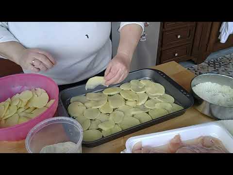 Video: Come Cucinare Le Patate Con Il Filetto Di Pollo