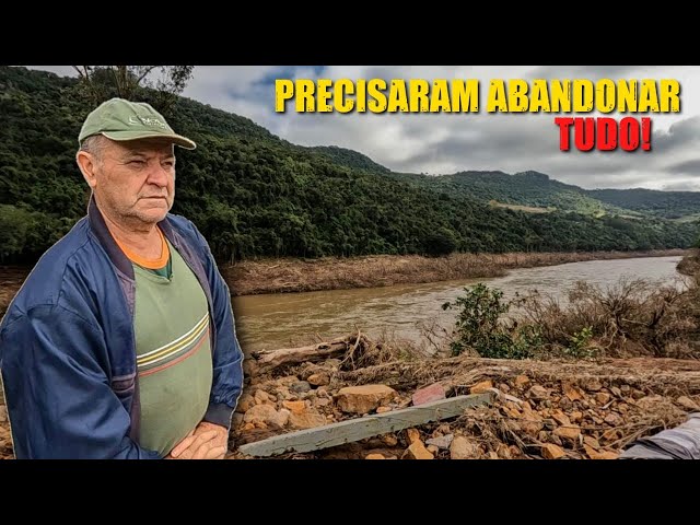 ELES TIVERAM QUE FUGIR PARA OS MORROS APÓS ALERTA DE ROMPIMENTO DA BARRAGEM E DOS DESLIZAMENTOS! class=