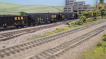 Ho scale CSX coal train 