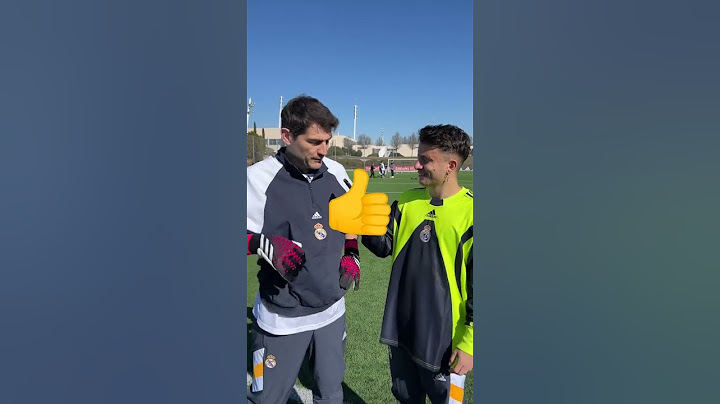 Player you wish you had on your team? Quick Questions with Iker Casillas #shorts