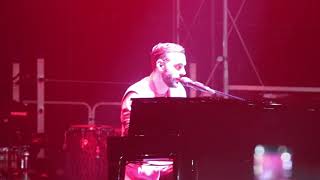 Marco Mengoni l'essenziale live @ Eboli 2019