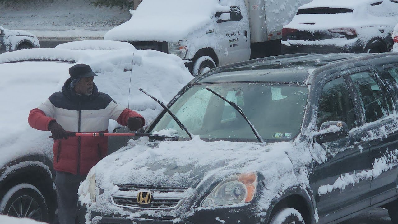 I can not get used to the snow, smh |