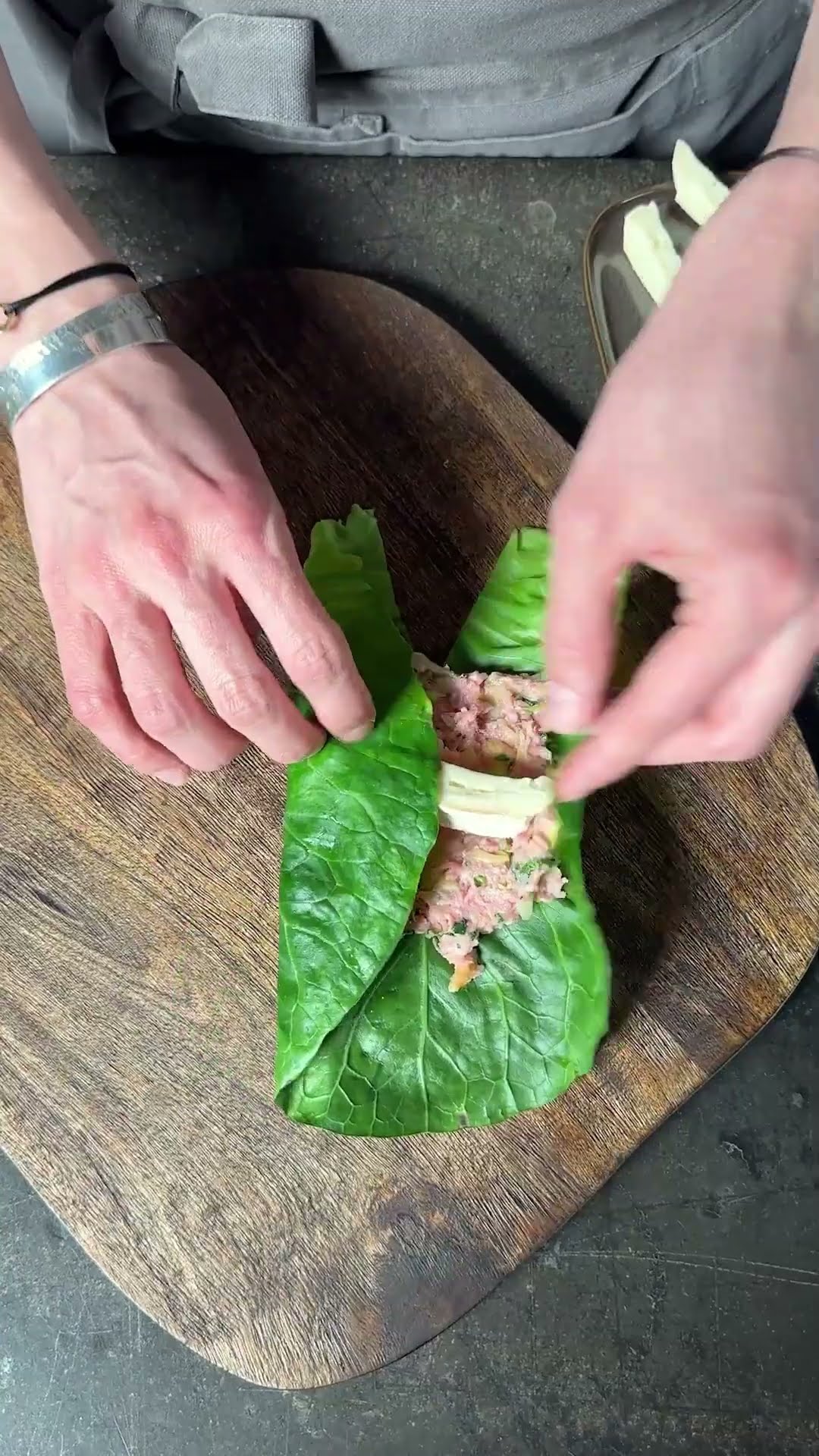 Klassische Kohlroulade mit Käseherz - YouTube