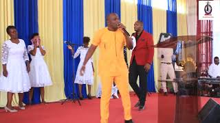 WILBERFORCE MUSYOKA LIVE WORSHIP AT JCC KIMANA