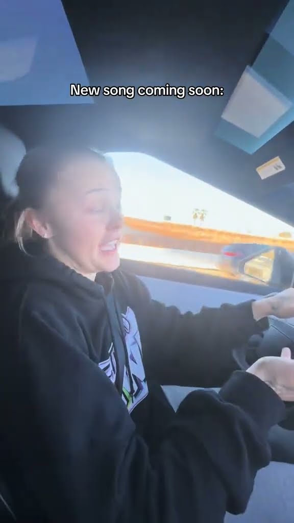 LA Traffic = writing sessions  #itsjojosiwa
