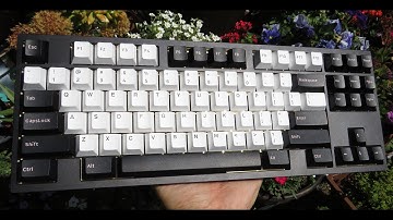 KBD8X MKII with Gateron Black Inks Build Montage