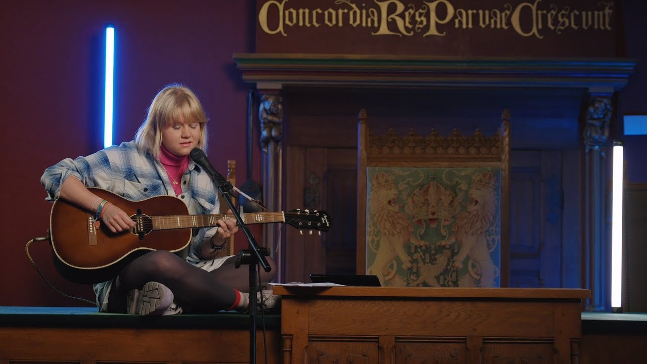 Fryske top 100 : Moonloops