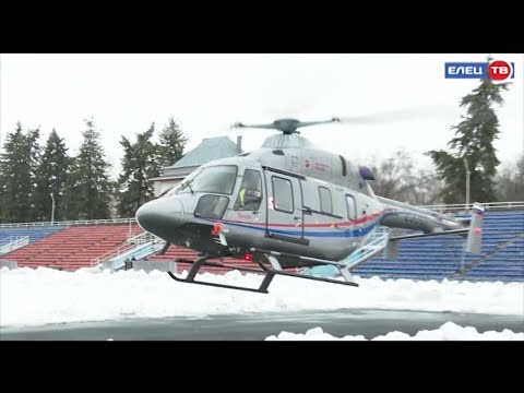 В Ельце впервые побывала воздушная скорая помощь: пациента городской больницы  транспортировали