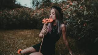 Ikson - Lights (AxeMusicTv)