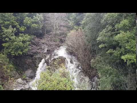 Tonara, cascata formata dal torrente Pitzirimasa sulla SS 295