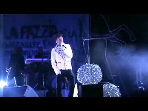 Marco Mengoni--Stanco(Deeper Inside) Live a Canepina.mp4