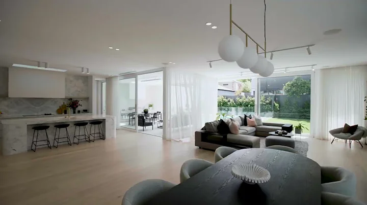 Marshall White: 41 Grandview Road, Brighton