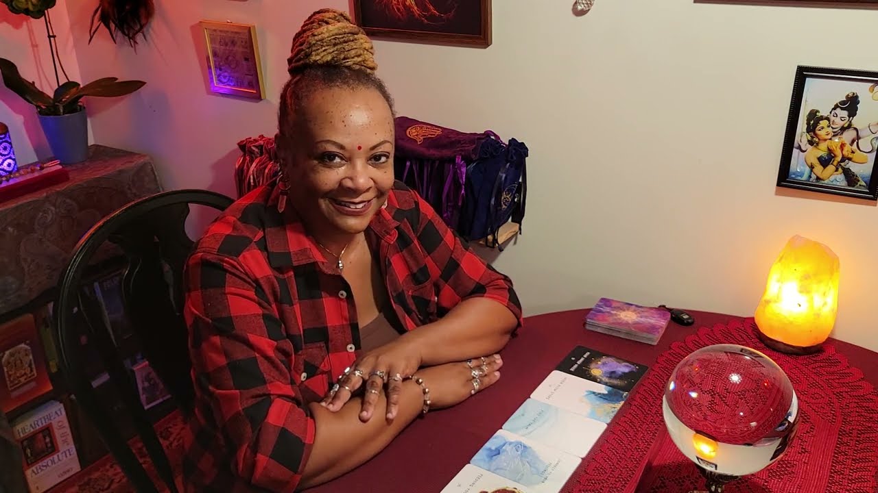 Oracle Insights by crystal:  Tonight, I work with the "Wisdom of Shaltazar" oracle messages