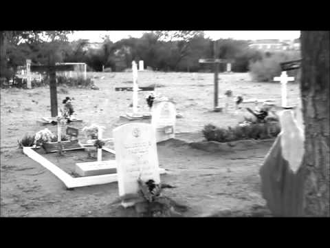 Video: Obyvatel Sverdlovské Oblasti Zabil Na Hřbitově Bezdomovce, Aby Shromáždil Armádu Zombie - Alternativní Pohled