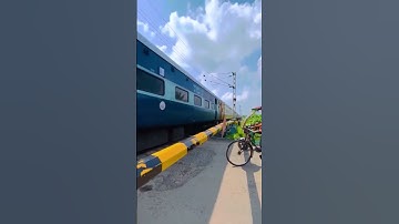 Fastest Mail Trains of India 🚄💨 | WAG-9 Power & High-Speed Express Legends 🇮🇳 #train #railway