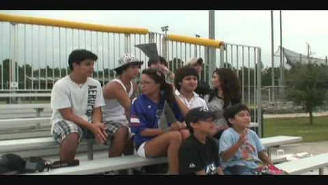 Picture taking in the making. Yikes!.wmv