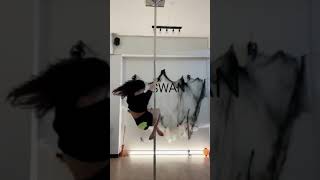 Halloween Poledance